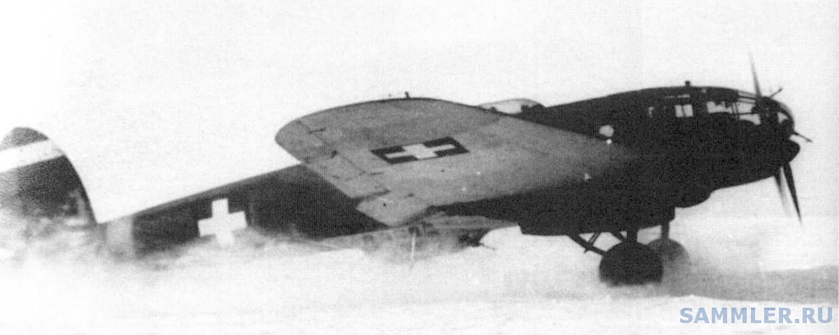 Heinkel-He-111H4-RHAF-1.1TRS-Poltava-airfield-Hungary-1943-01.jpg