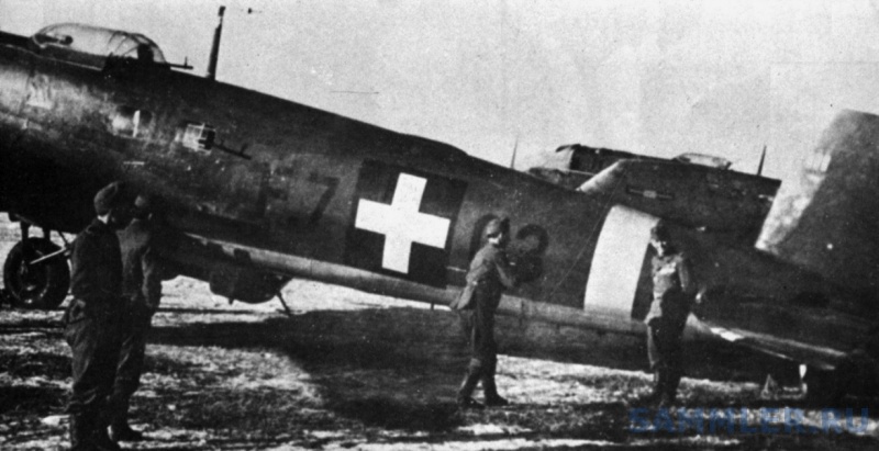 Heinkel-He-111P2-RHAF-1.1TRS-F7+03-based-near-Stalingrad-1943-01.jpg