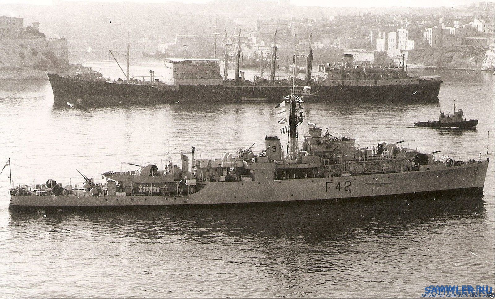 MODESTE, F42, Malta 1956, Black Swan class sloop.JPG