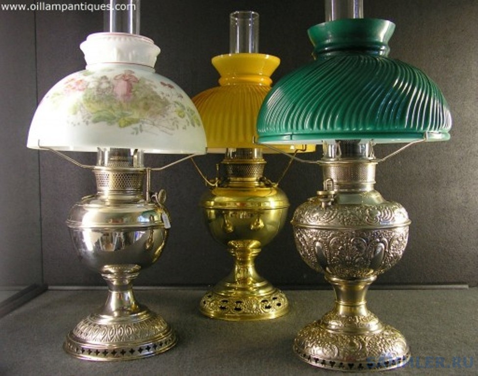 A-selection-of-Table-Oil-Lamps-Kerosene-Lamps-512x403.jpg