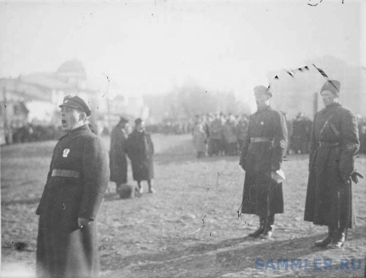 Празднование 5-й годовщины милиции в г. Саратове. Парад частей милиции. 1922 г..jpg