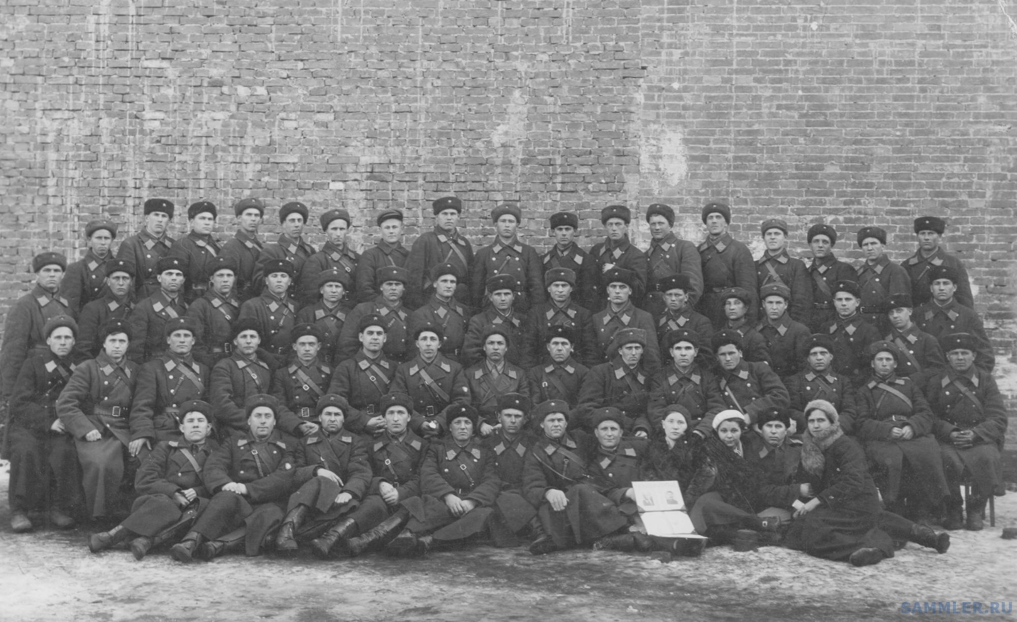 Федченко Г.И. среди работников милиции. 1938 г..jpg
