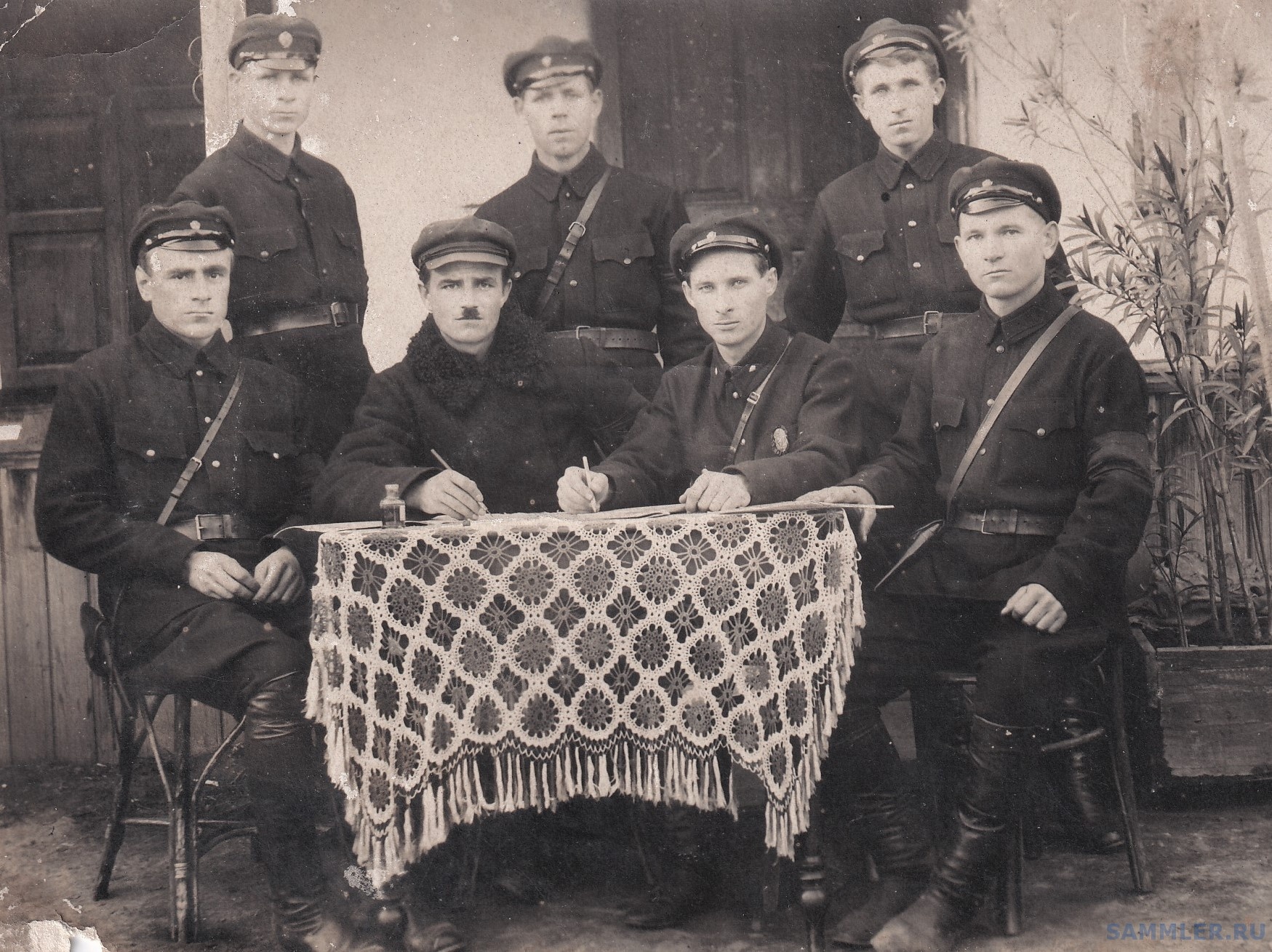 Работники милиции ст.Ивановская. 1927 г..jpg
