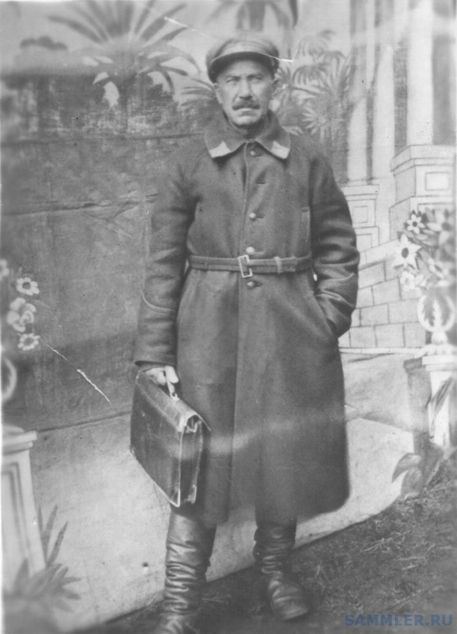 Портрет Филиппова Алексея Сидоровича милиционера 1930 -ые годы.jpg