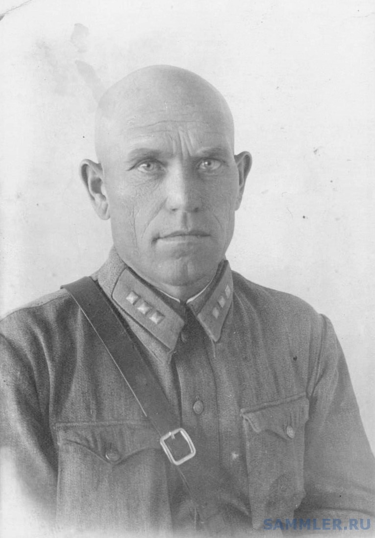 Фотография мл. лейтенанта милиции Кислякова Алексея Андреевича. Июль 1940г..jpg
