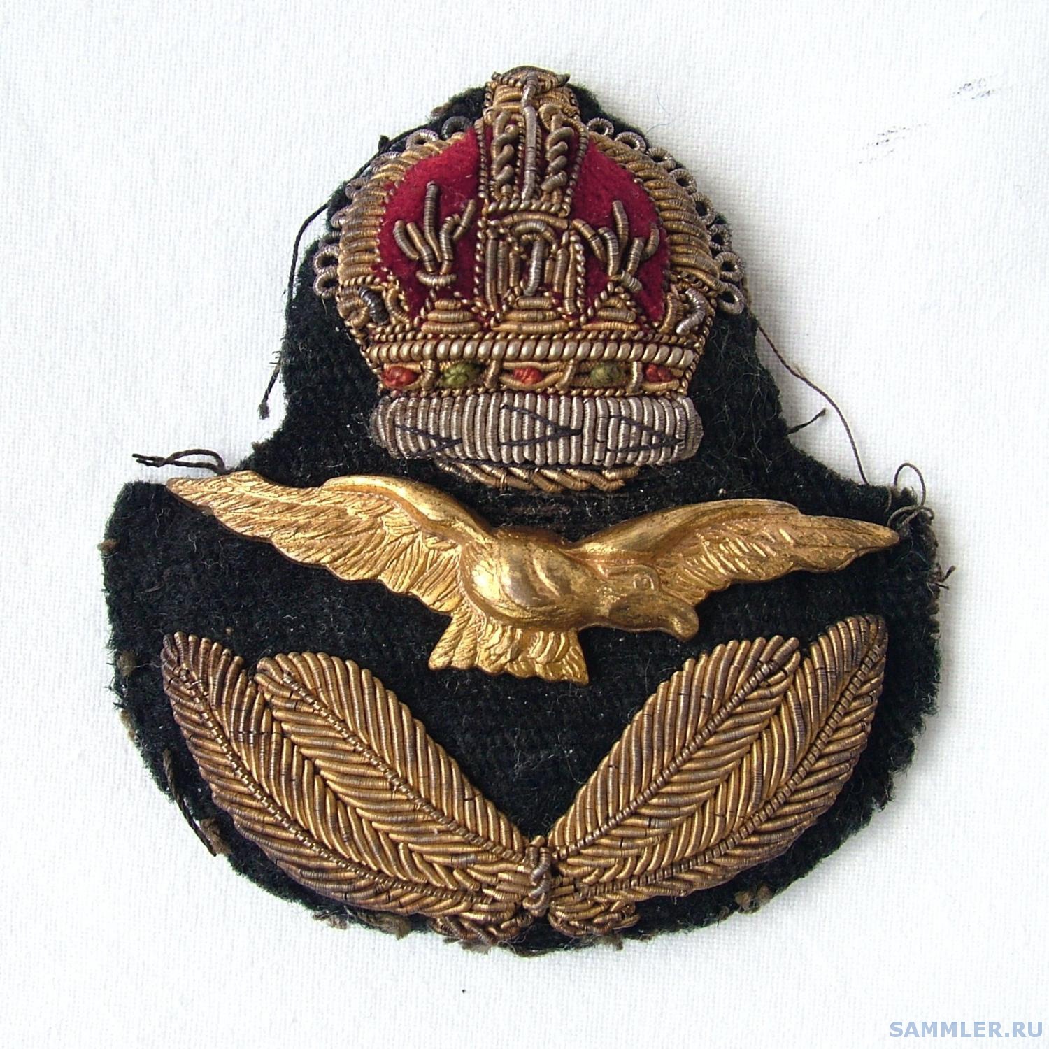 raf-officer-rank-service-dress-cap-badge_14530_main_size3.jpg