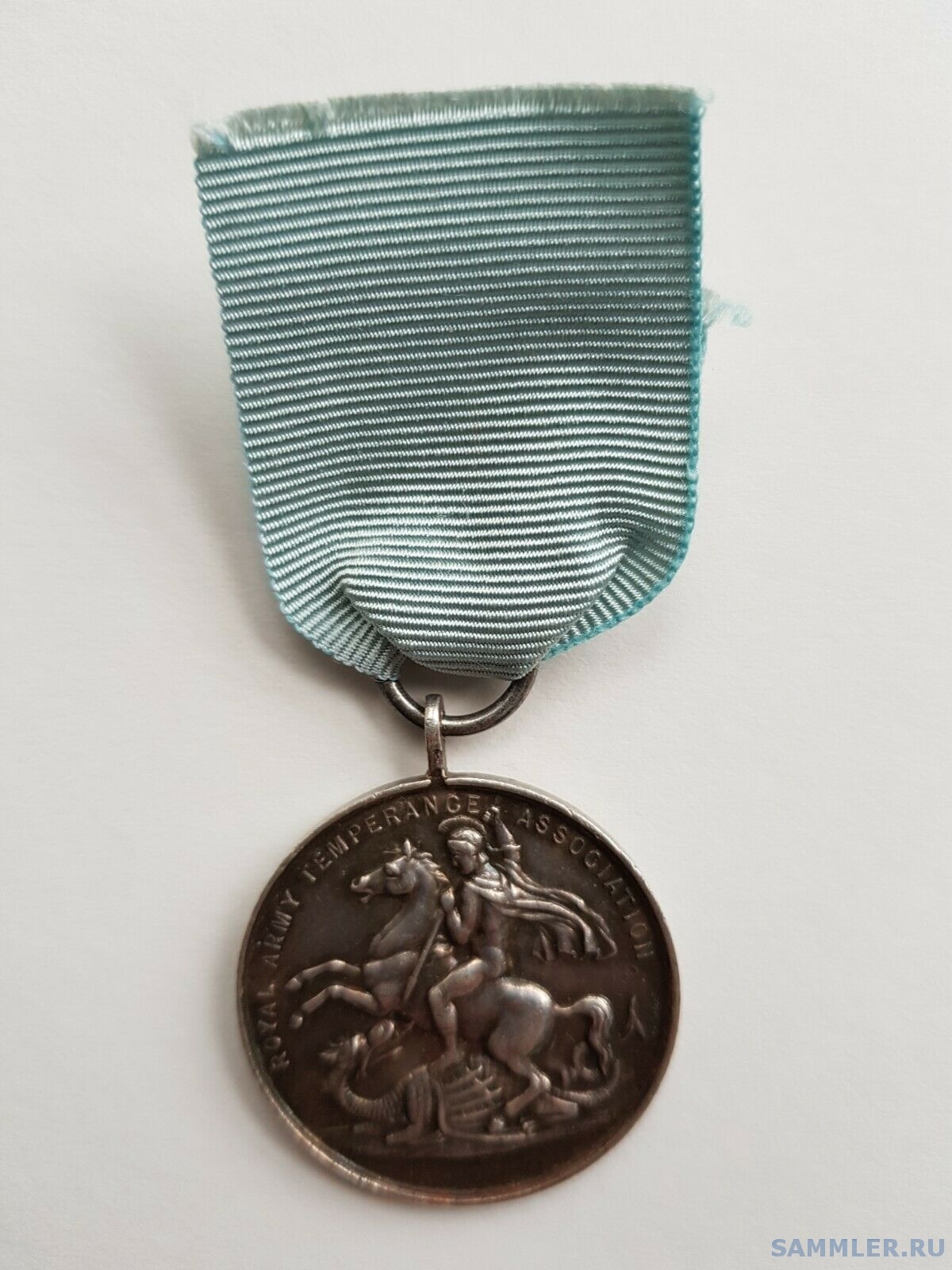 Royal-Army-Temperance-Association-Medal-Watch-And-Be.jpg