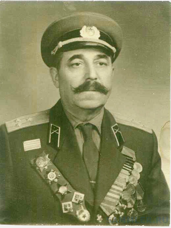 Давид Беджанян штангист