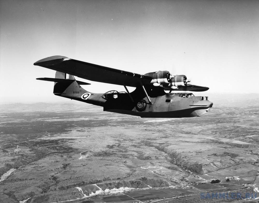 Consolidated_28-5AMC_Canso_RCAF_9750_3Jan42_mfr_A-540_(16162568619).jpg