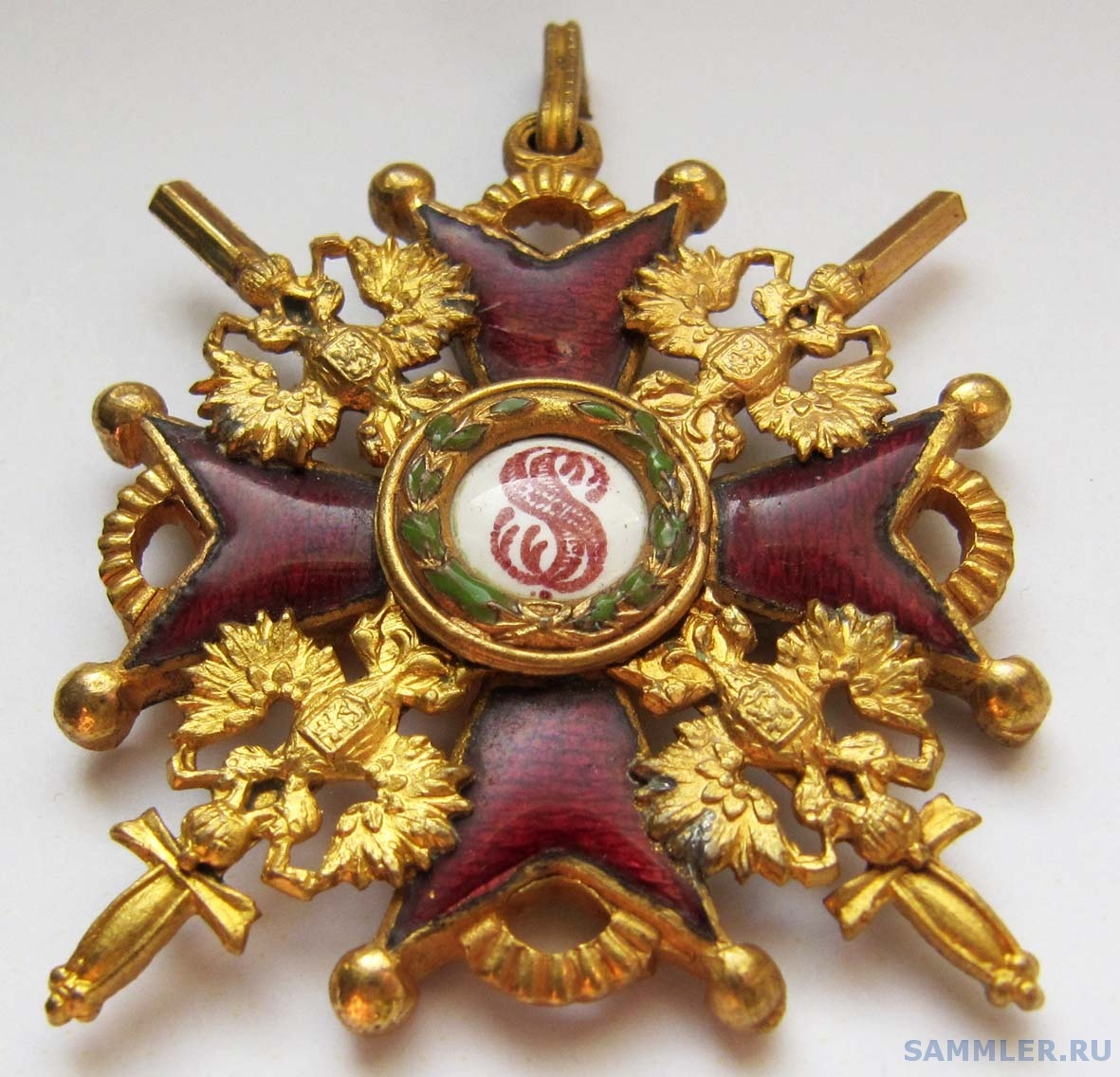 Орден Св. Станислава. 3 степени. Бронза (аверс 2).jpg