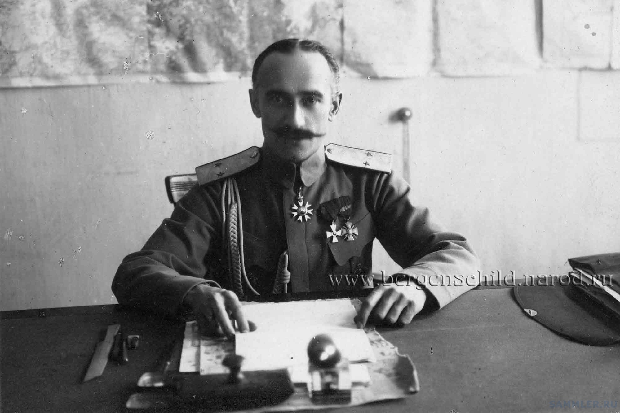 Генерала района два. Генерал Молчанов белая армия. Начальник штаба Колчака.