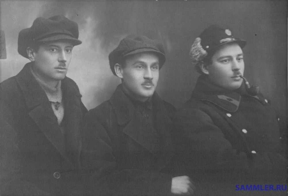 Сотрудники милиции г. Скопина, Строгов П.В. в центре. 1924 г..jpg