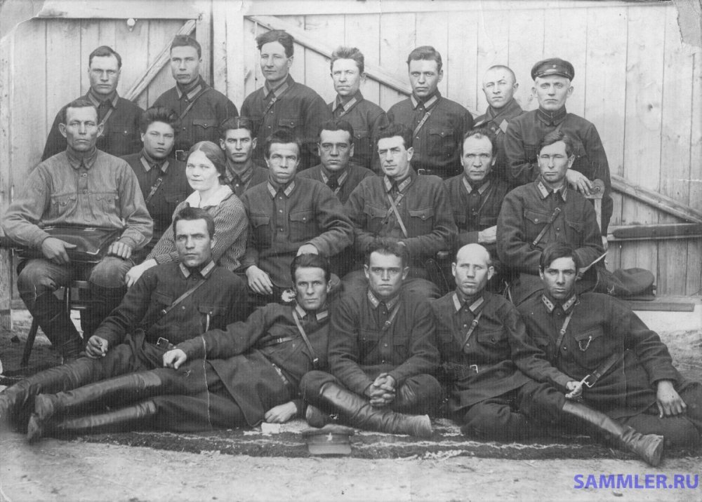 Фото коллектива районного отделения милиции. 1933 г..jpg