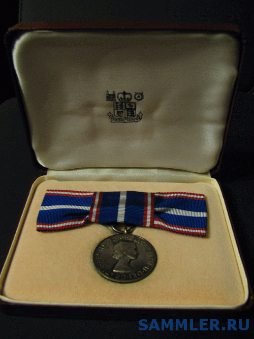 Royal_Victorian_Medal_Silver_Honorary_Member_box.gif