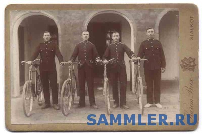 Cyclists_2nd_Battalion__The_Gordon_Highlanders_and_3rd_King__s_Own_Hussars_1902.jpg