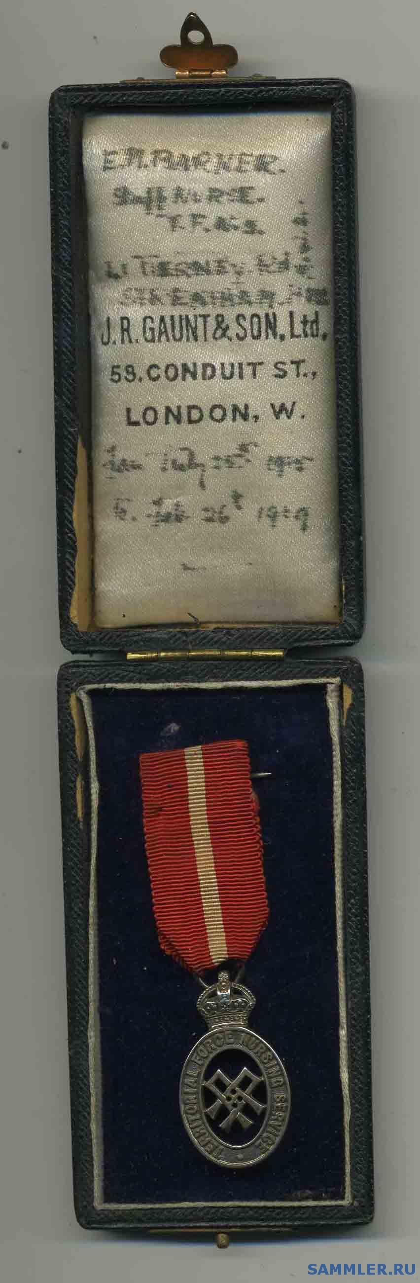 Territorial_Force_Nursing_Service_Medal.jpg