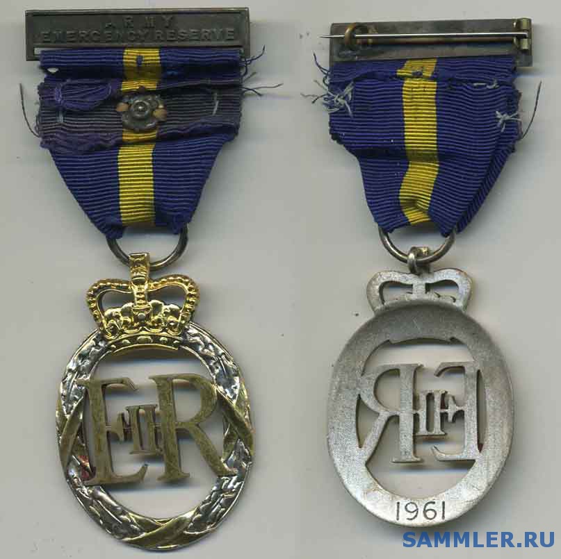 Royal_Naval_Volunteer_Reserve_Decoration_EII.jpg